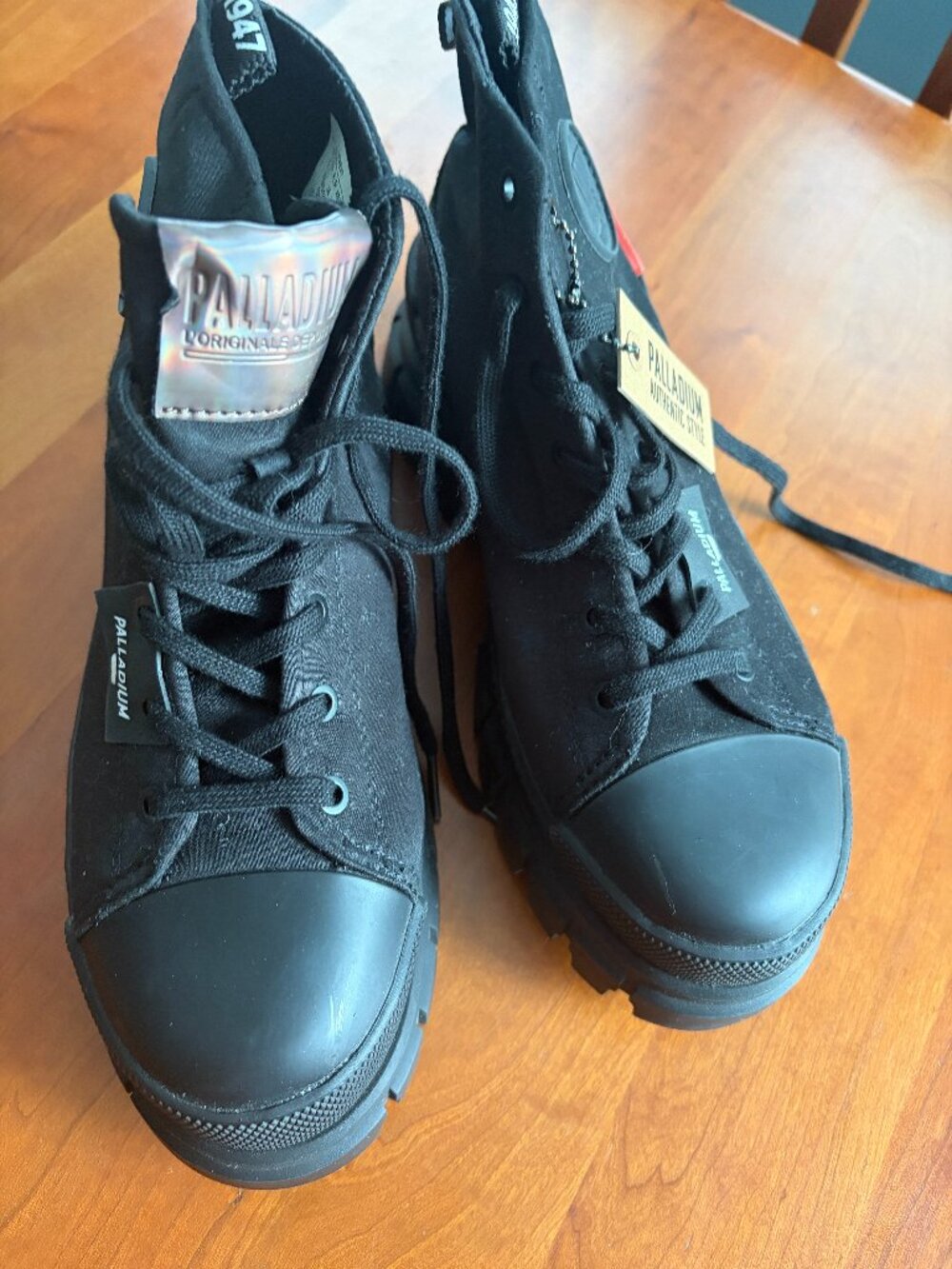 Palladium Chunky Boots Black - Womens size 7